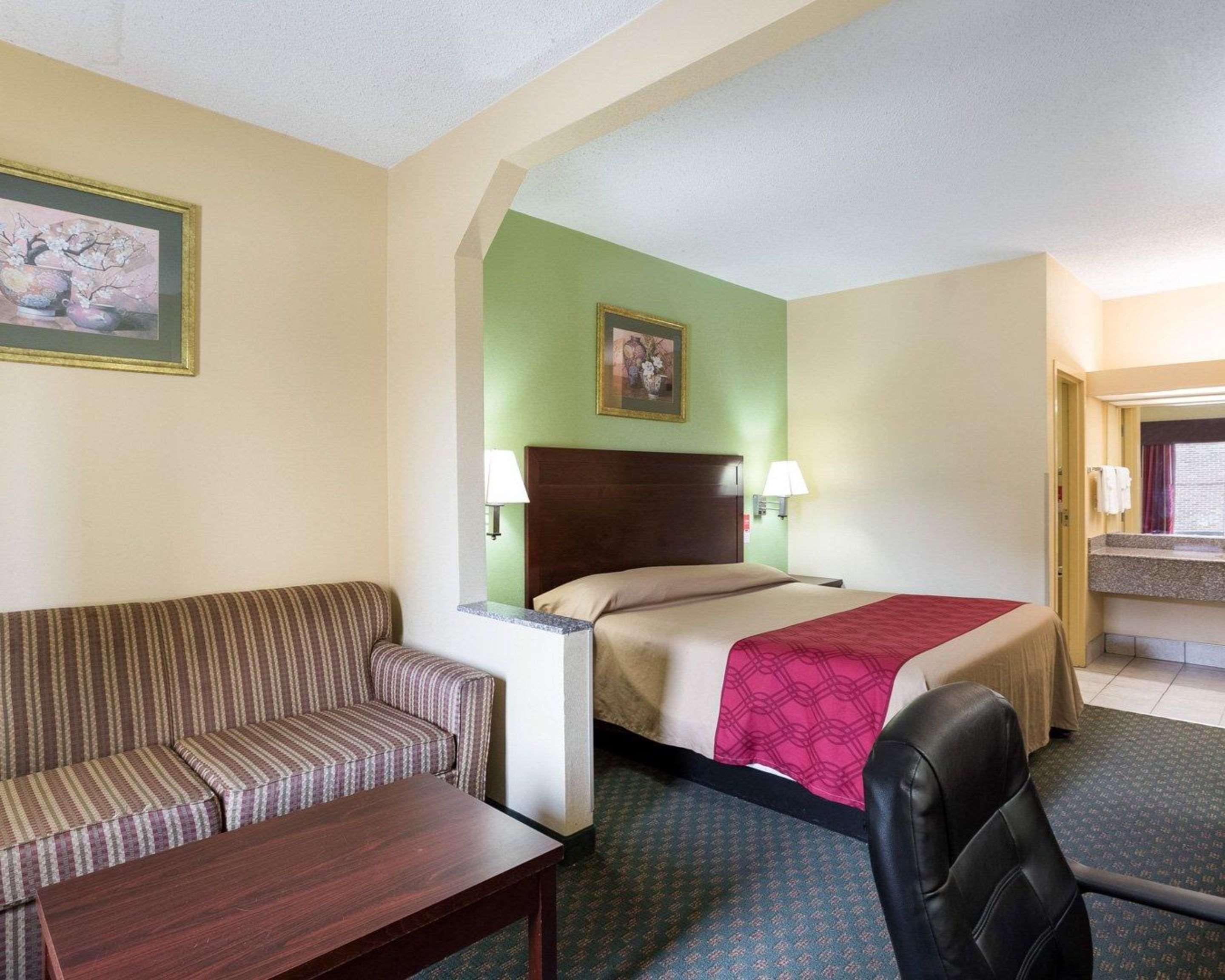 Rodeway Inn & Suites New Orleans Exteriér fotografie